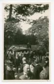 Photographie représentant le cortège funèbre accompagnant dans les rues de Vevey la dépouille mortelle de Henryk Sienkiewicz le 20 octobre 1924, jour de son transfert en Pologne