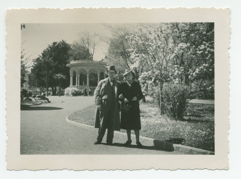 Photographie du pianiste polonais Józef Turczynski et de son épouse Janina (née Grochowalska, cantatrice), prise lors d'une tournée au Tessin