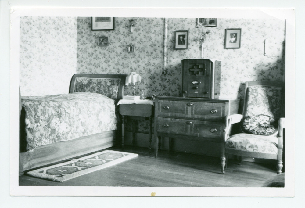Photographie de la chambre d'Hélène Lübke (secrétaire d'Hélène Paderewska), au 3e étage de Riond-Bosson