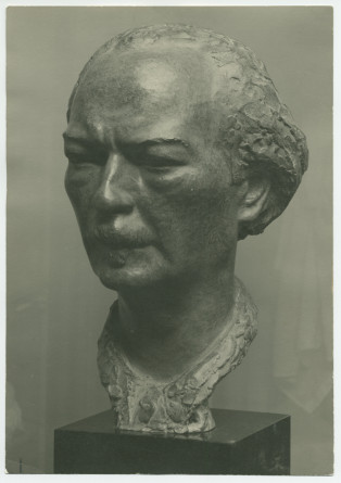 Photographie du buste de Paderewski réalisé en 1934 par Alfons Magg