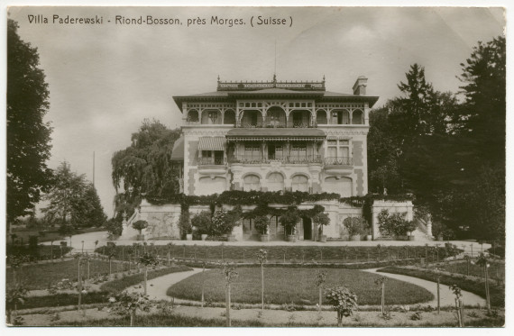 Carte postale avec légende représentant la «villa Paderewski» de Riond-Bosson depuis le sud (de face), avec son parc – éditée par J. Regamey à Morges