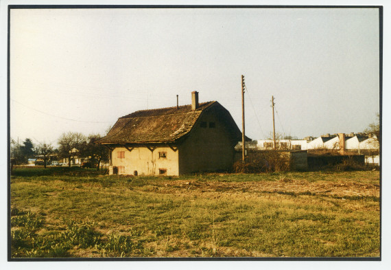 Photographie couleur d'une maison (après la destruction de la villa de Riond-Bosson?)