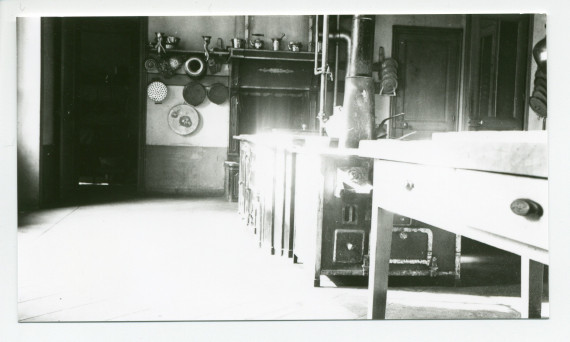 Photographie de détail de la cuisine de Riond-Bosson