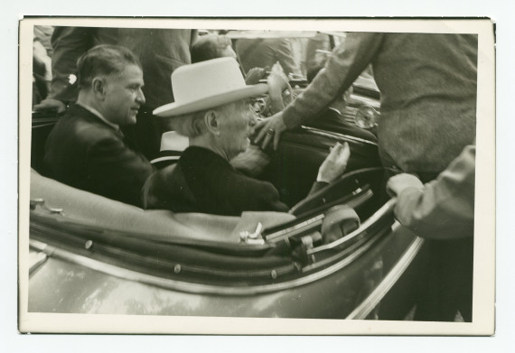 Reportage photographique réalisé à l'occasion du dernier discours prononcé par Paderewski à Oak Ridge (New Jersey), le 22 juin 1941, devant des vétérans polonais de la Première Guerre mondiale