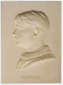 Photographie du relief en plâtre d'Alfred, le fils unique de Paderewski, réalisé en 1899 par Alfred Nossig, propriété (en deux exemplaires) du Musée Paderewski de Morges