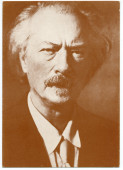 Carte postale de Paderewski éditée par la Krajowa Agencja Wydawnicza à Varsovie à l'occasion du 70e anniversaire du recouvrement de son indépendance par la Pologne – photographie prise vers 1924 par The New York Times Studios (?)