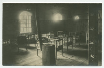 Photographie de berceaux dans une crèche de la Croix Blanche polonaise – tirage carte postale