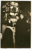 Photographie de Paderewski (avec Hélène de dos?) en compagnie du chef d'orchestre Rafal Maszkowski (1838-1901), en Pologne
