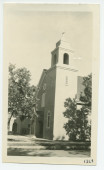 Photographie (d'angle) de l'église de Paso Robles, en Californie, en 1928